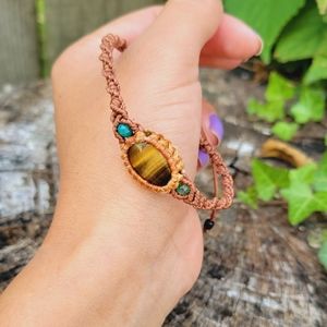 Handmade Tiger Eye Crystal Macrame Bracelet.